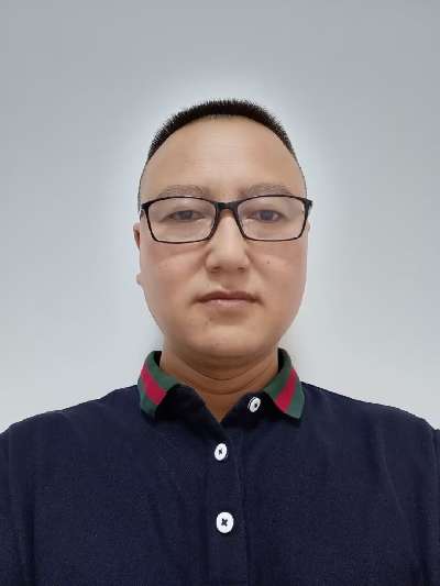 鹤群何志强的头像
