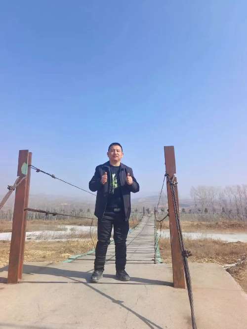 敖立志的头像