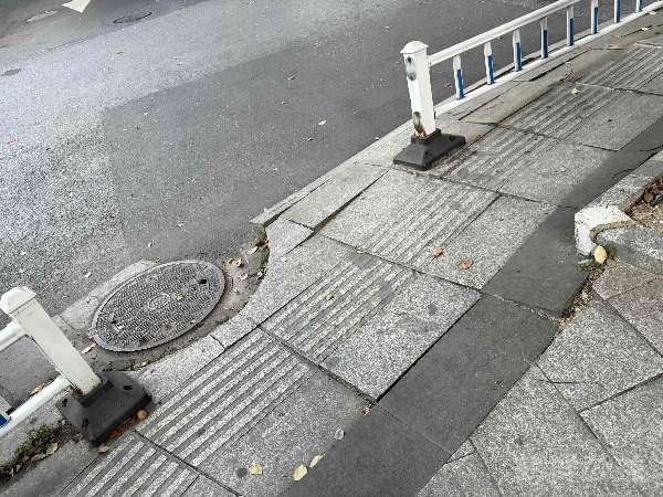 盲道问题处理后图片