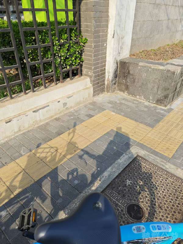 盲道问题处理后图片